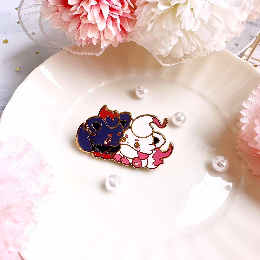 Twinny - Zorua & Hisuian Zorua Enamel Pin – Amorettes Story