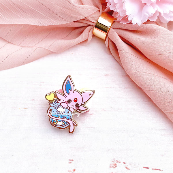 Eeveelution - Espeon Potion Enamel Pin