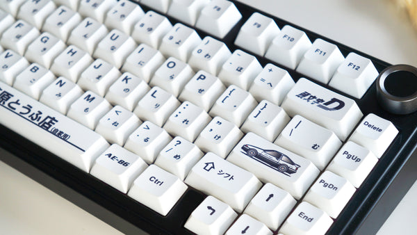 Initial D Keycap Set 127 Keys – AE86-Themed PBT Keycaps in Cherry Profile for Cherry MX Mechanical Keyboards – Street Racer Anime Look Gift