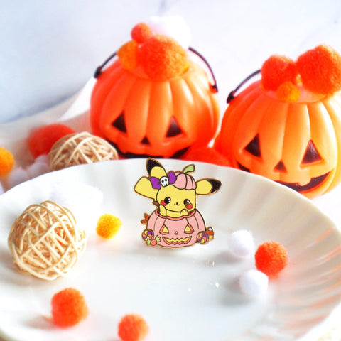 Halloween - Pikachu Pumpkin Enamel Pin