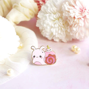 Snaily Cafe - Strawberry Cake Snail Enamel Pin